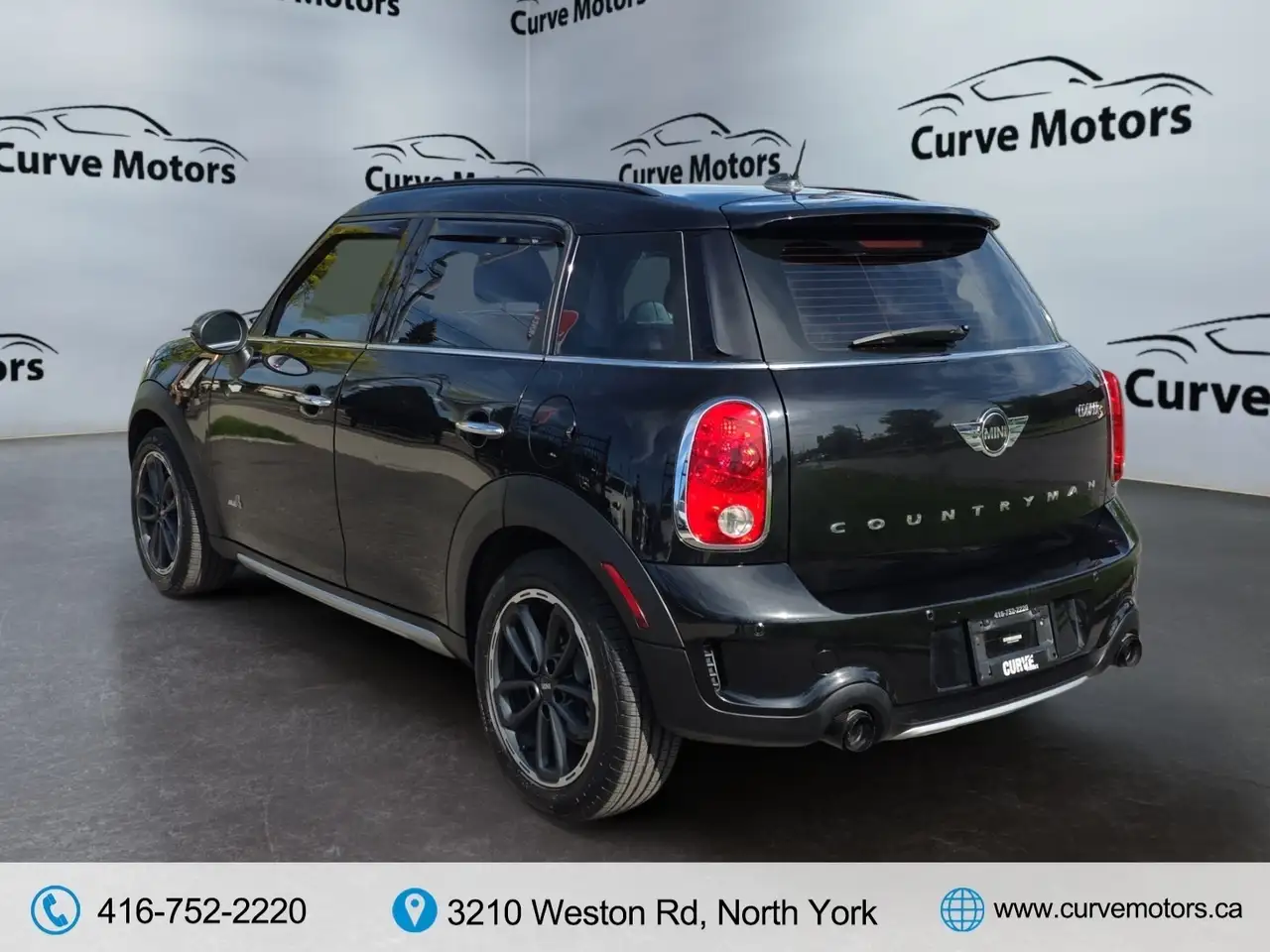 MINI Cooper Countryman снимка MINI Cooper Countryman
