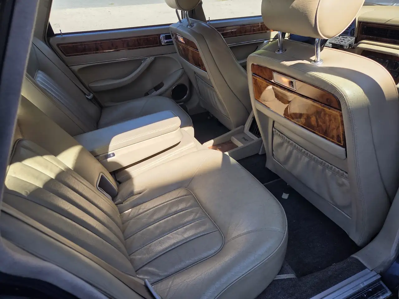 Daimler Double Six, foto 7