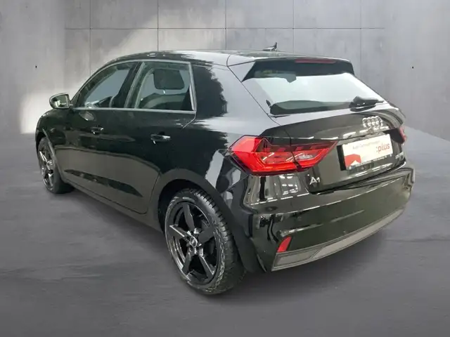 Audi A1 view 3