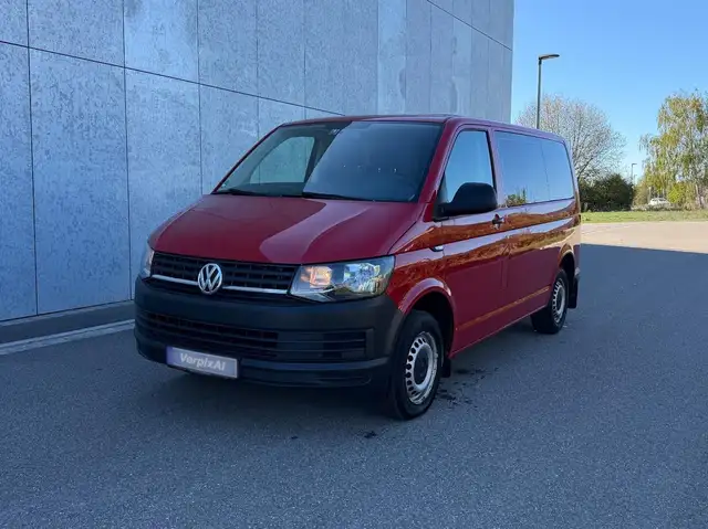 Volkswagen T6 Kombi Transporter 2.0 TDI