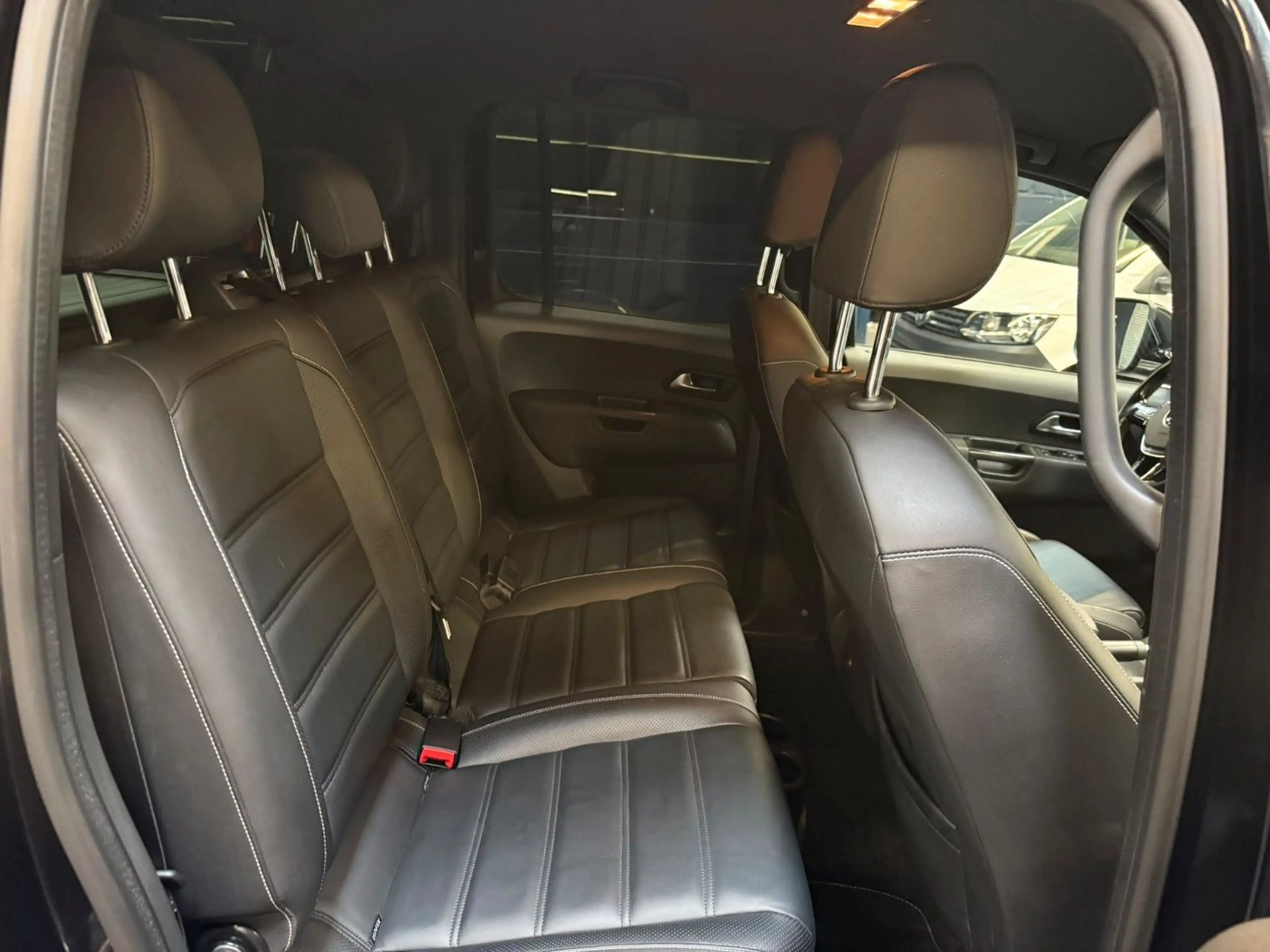 Volkswagen Amarok Aventura 4Motion Sperre 1.Hand AHK 3,5T — photo 14