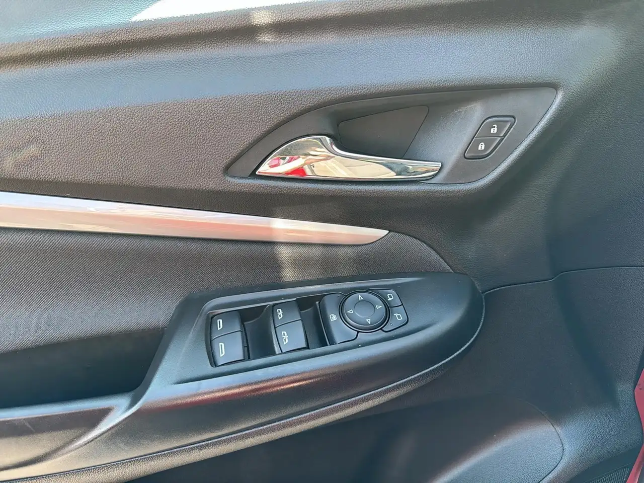 Chevrolet Bolt снимка Chevrolet Bolt