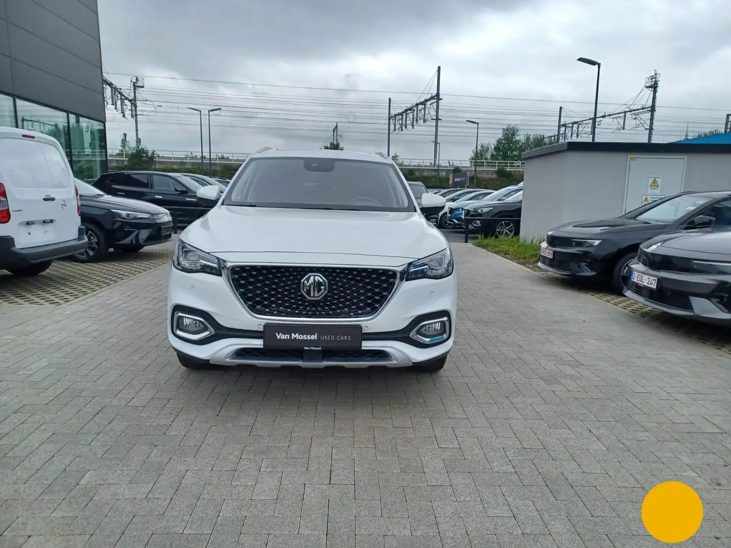 MG EHS 1.5 TGDI Luxury PHEV Blanc - 2