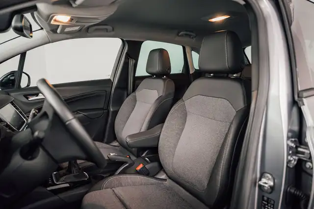 Opel Crossland view 10