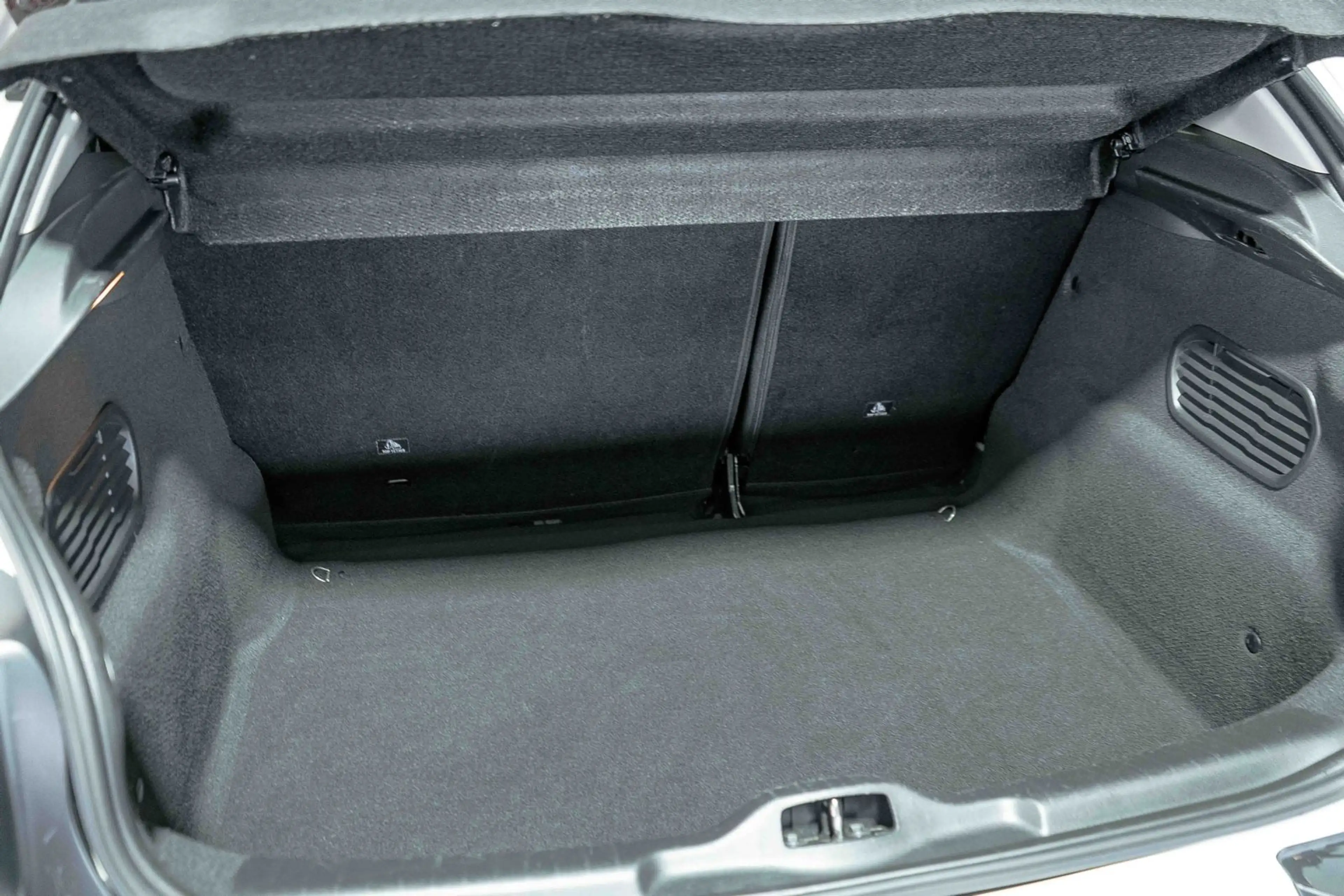 Citroen C4 Cactus 1.2 e-VTi Shine Automatik Panorama AHK — photo 15