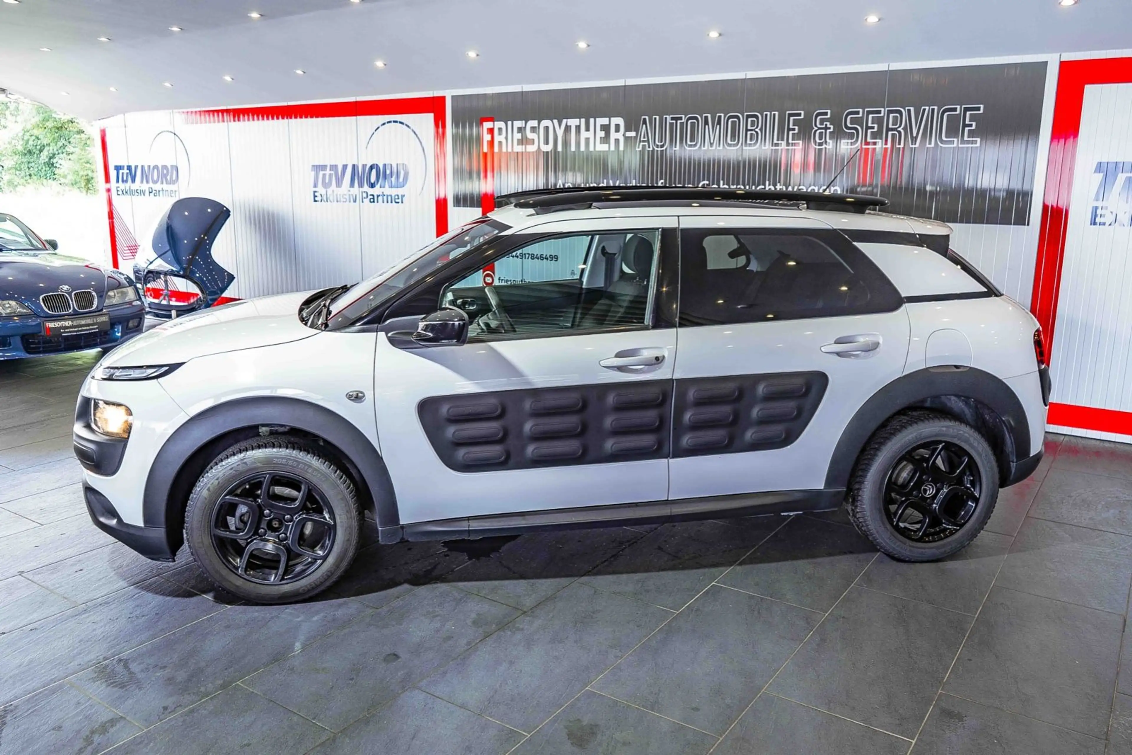 Citroen C4 Cactus 1.2 e-VTi Shine Automatik Panorama AHK — photo 6