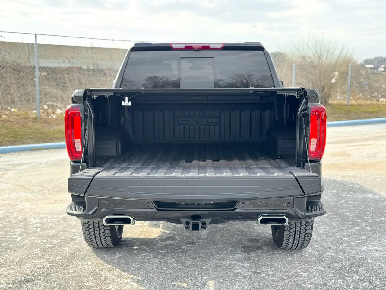 GMC Sierra 1500 снимка GMC Sierra 1500