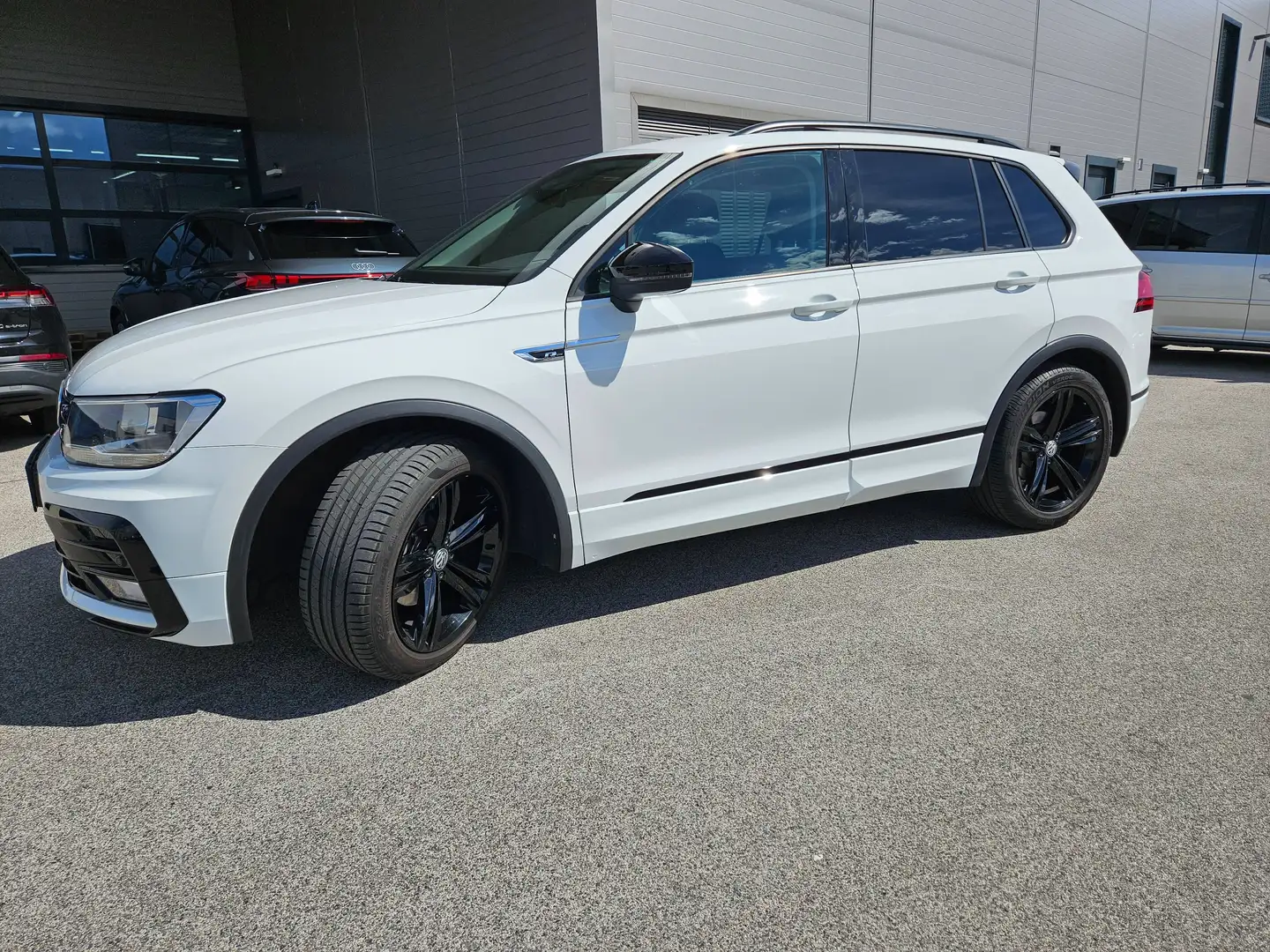 Volkswagen Tiguan 1,5 TSI ACT OPF Comfortline DSG Weiß - 2