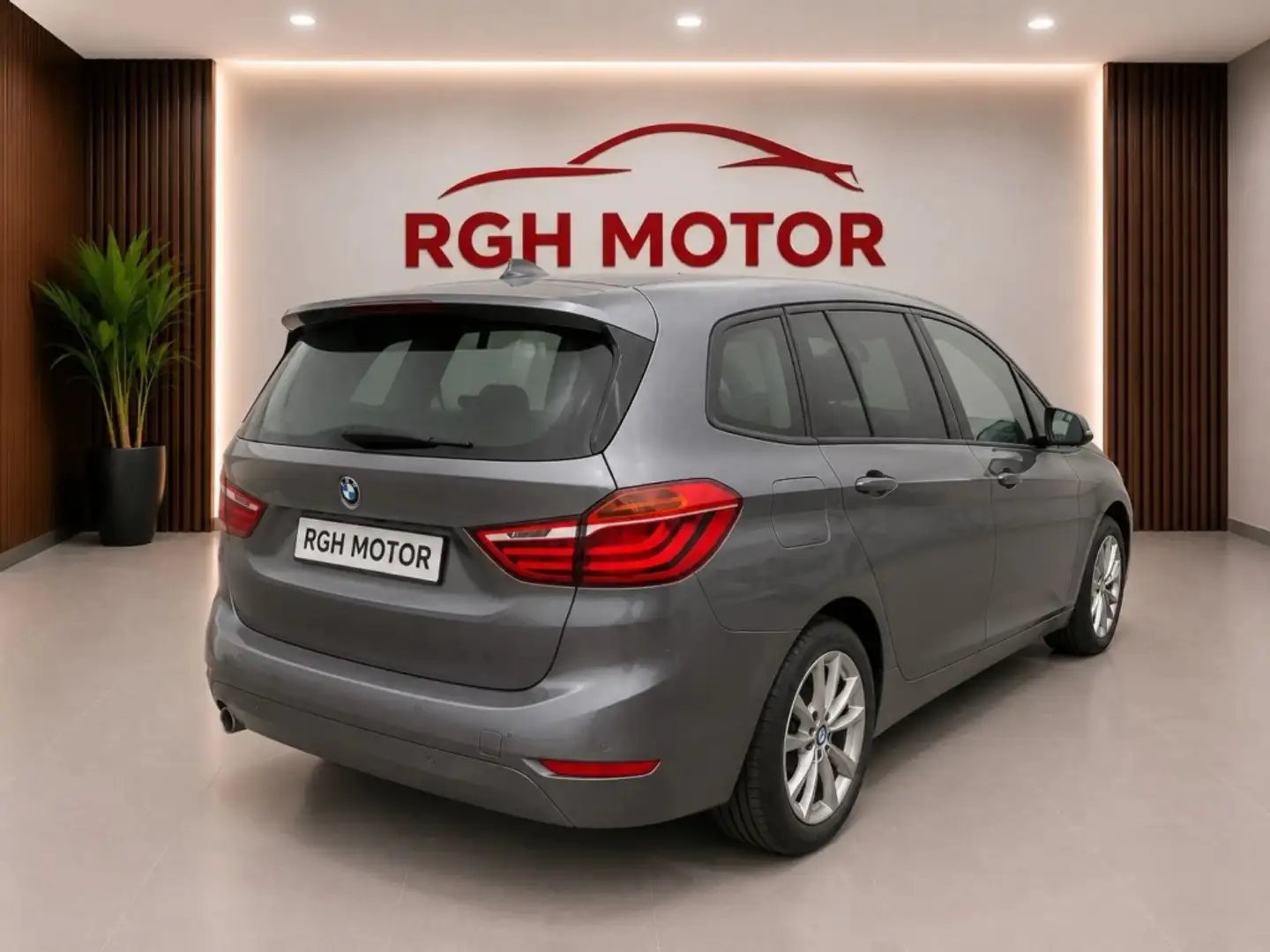 BMW BMW Serie 2 Berlina  Manual de 5 Puertas Gris - 2