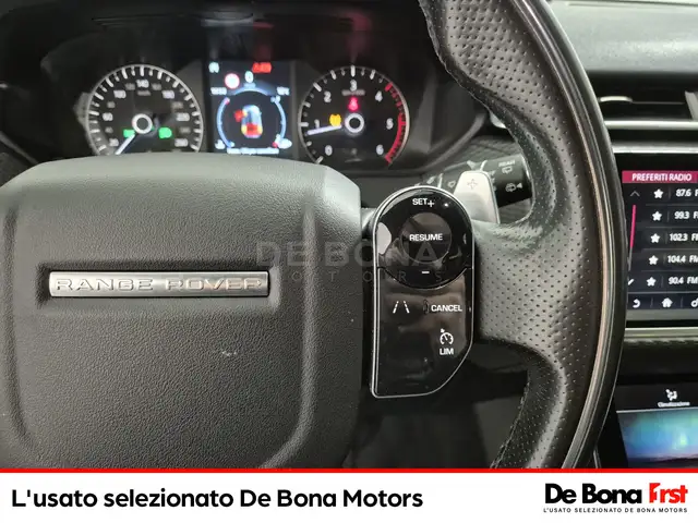 Land Rover Range Rover Velar view 11