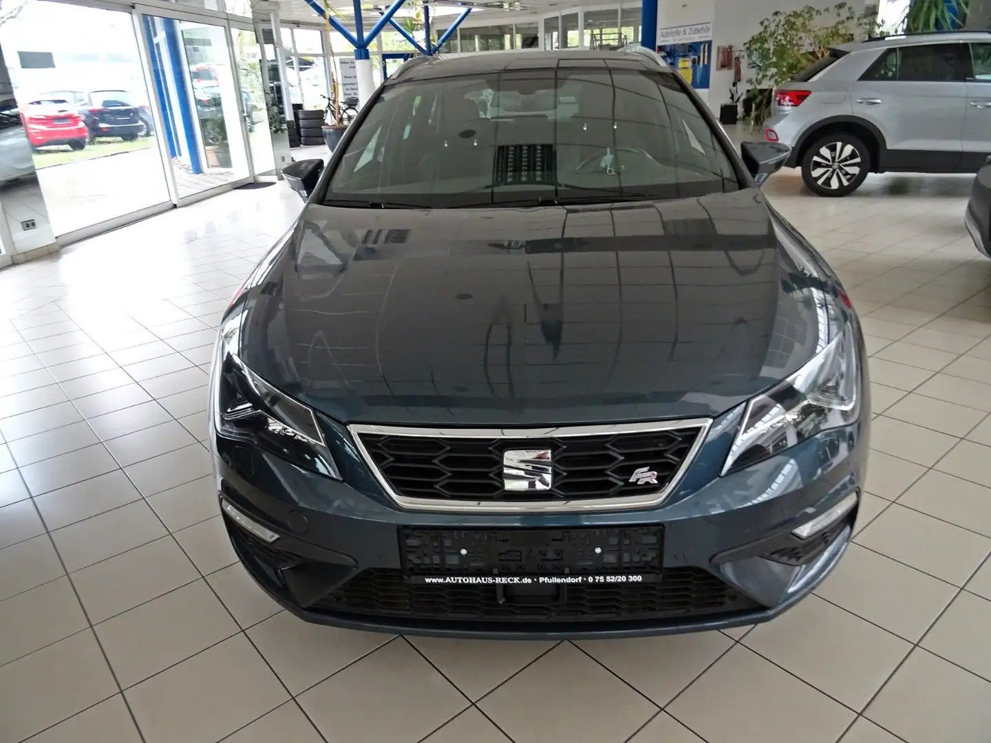 SEAT Leon ST FR Black Matt Edition - 2