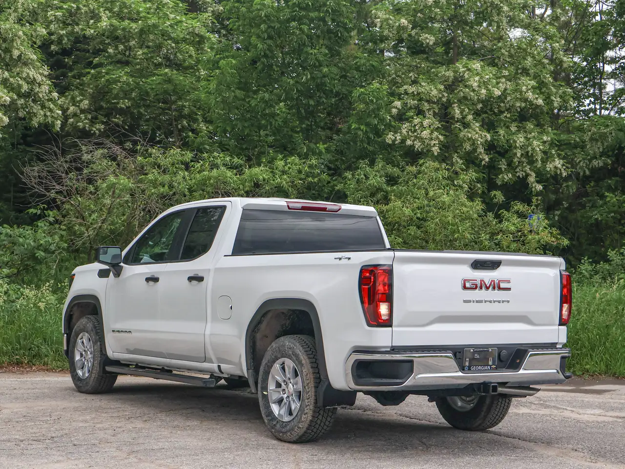 GMC Sierra 1500 снимка GMC Sierra 1500