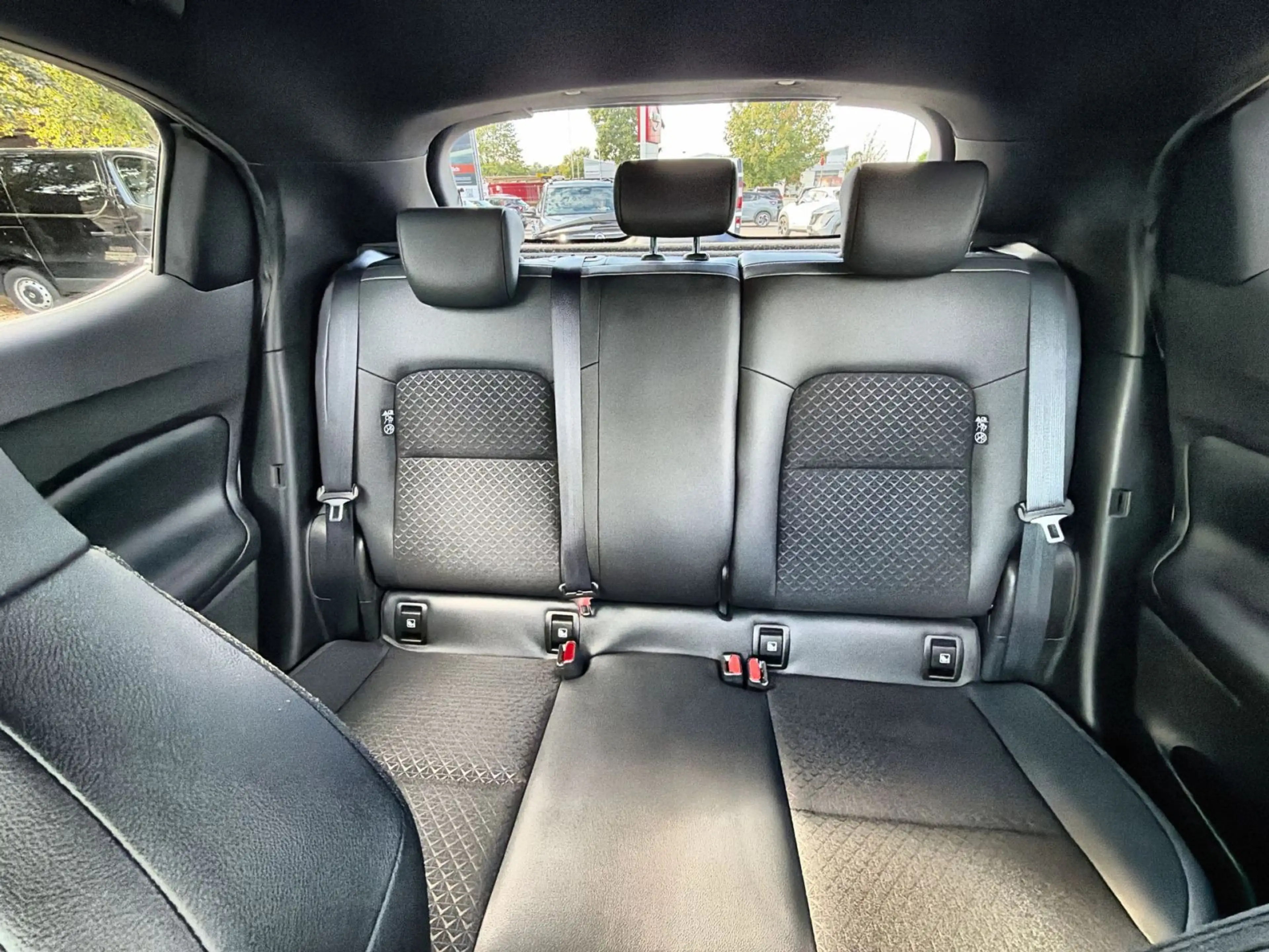 Nissan Juke 1.0 DIG-T N-Connecta*Navi*SHZ*Kamera — photo 13