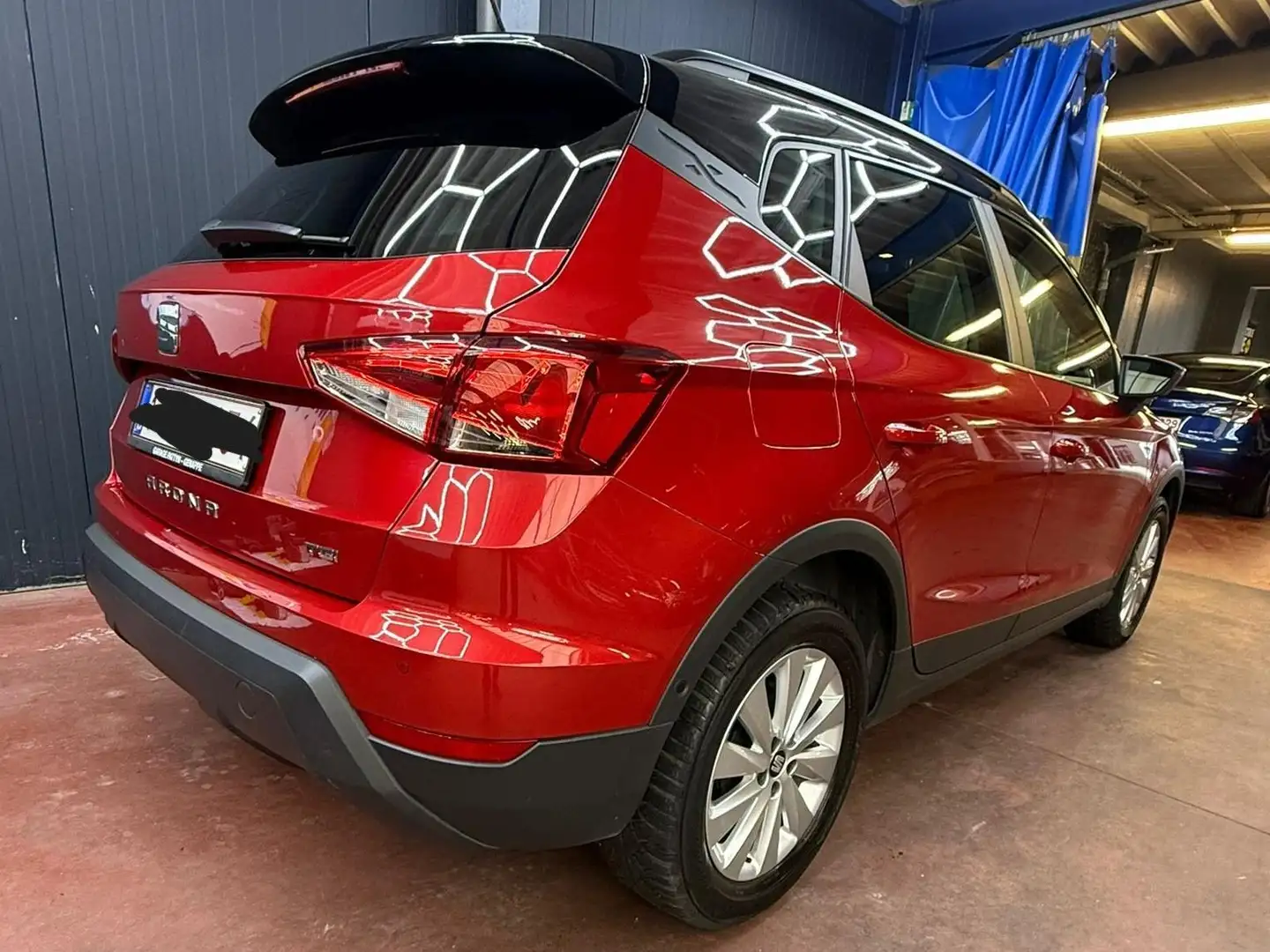SEAT Arona Arona CNG 1.0 TGI Move! Rood - 2