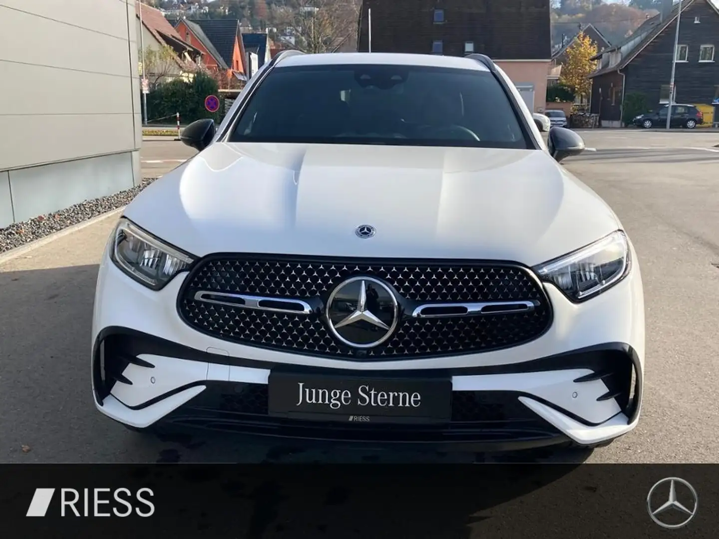 Mercedes-Benz GLC 220 d 4M AMG+AHK+Distronic+MBUX+LED+Night+++ Alb - 2