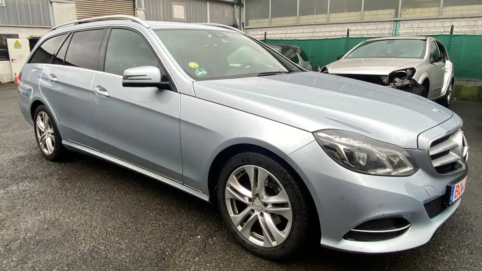 Mercedes-Benz E 220 E 220 CDI BlueEfficiency (212.202) Grijs - 2
