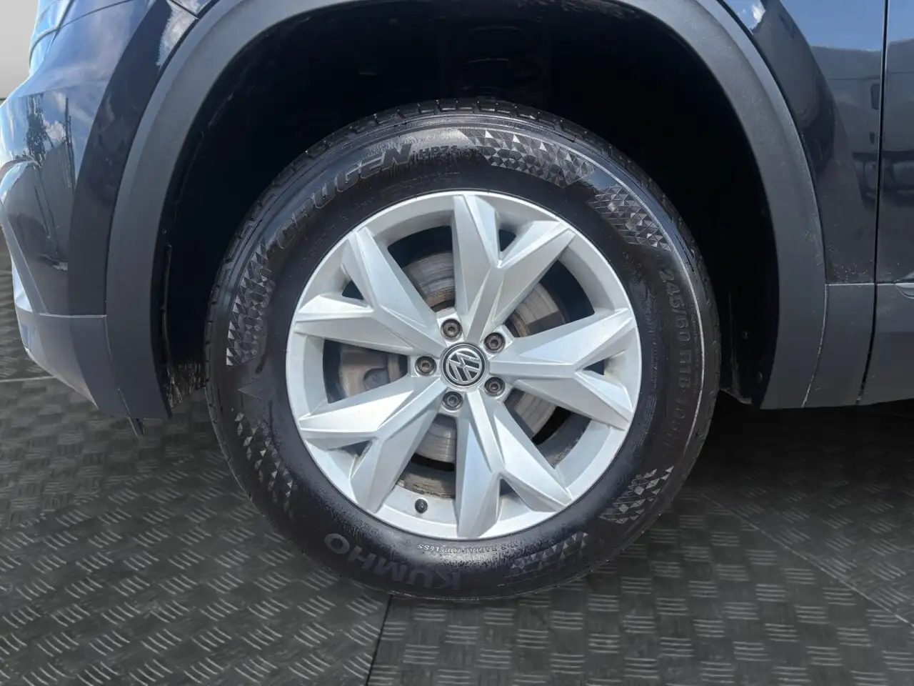 Volkswagen Atlas снимка Volkswagen Atlas