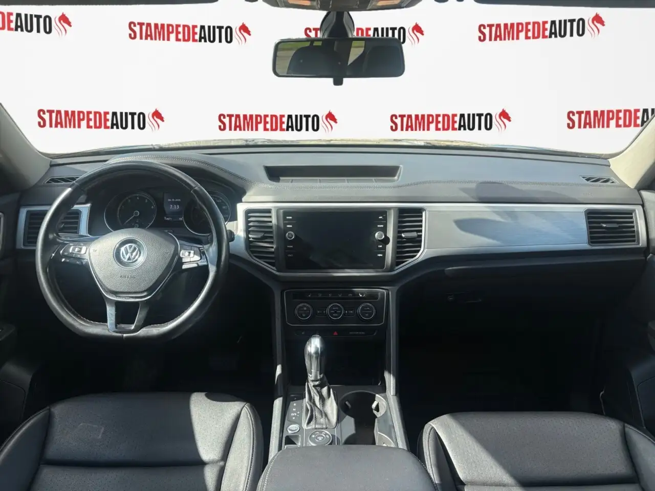 Volkswagen Atlas снимка Volkswagen Atlas