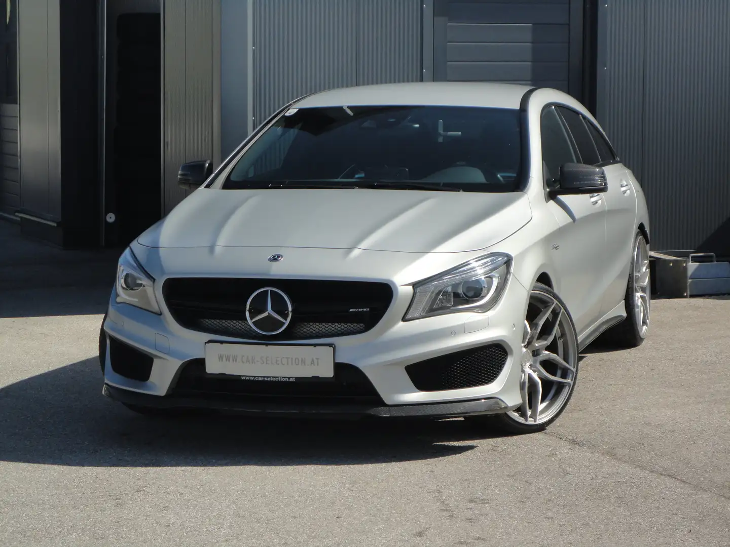 Mercedes-Benz CLA 45 AMG 4Matic *Carbon*Performance Paket*Sport AGA Gümüş rengi - 2