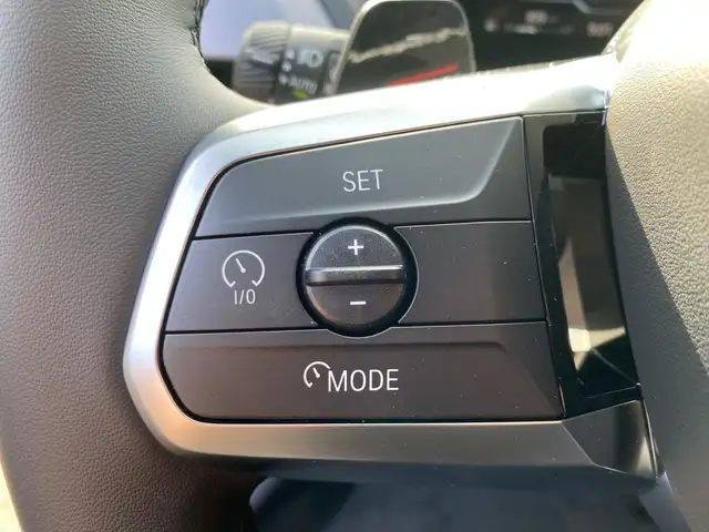 BMW 1 Series view 14