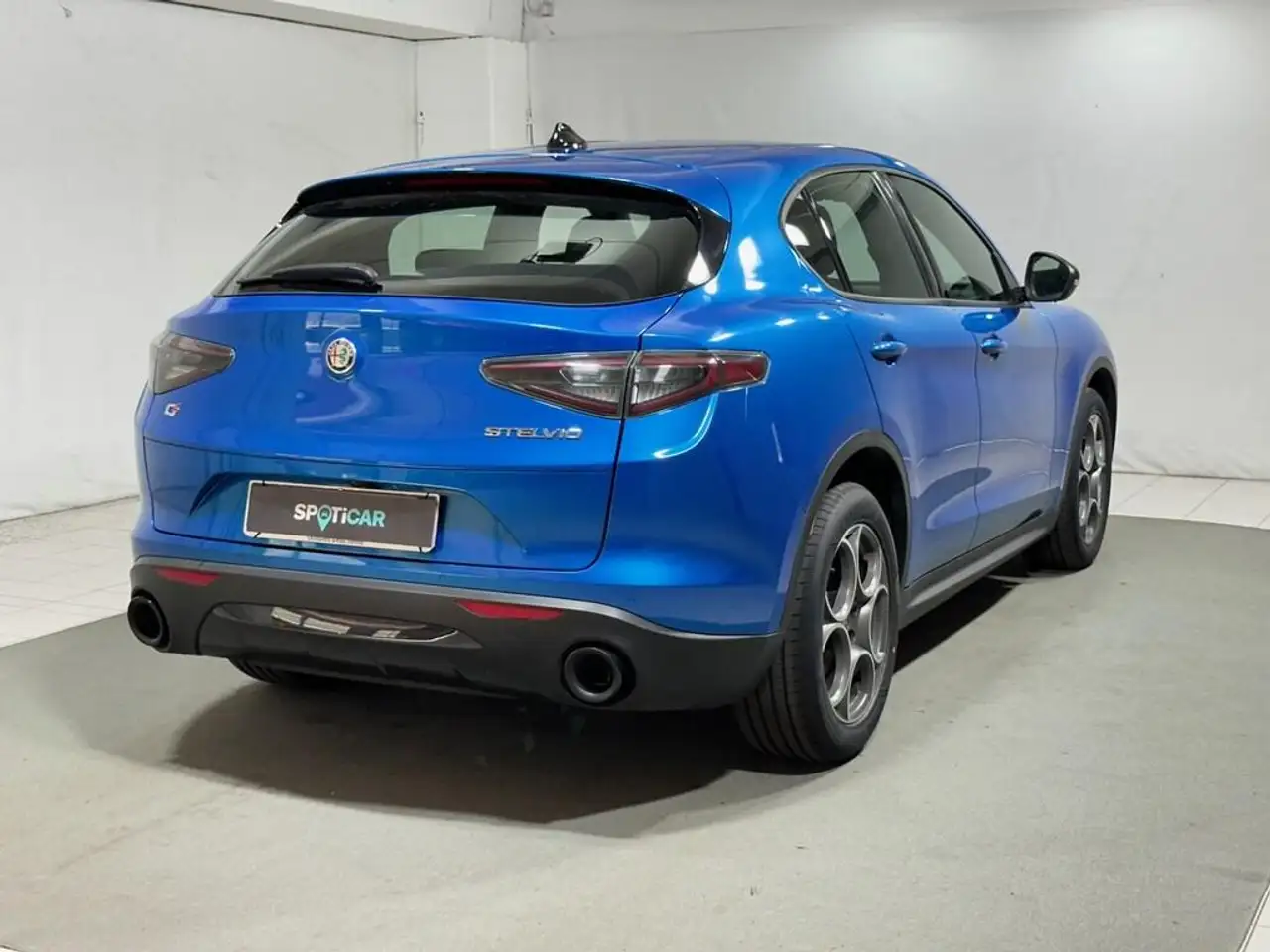 Alfa Romeo Stelvio 2024