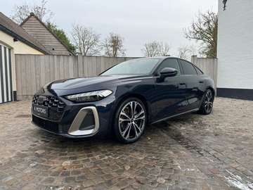 2.0 TFSI S line - S tronic - ACC - AMBIENT - TREKHAAK - MATRIX - RS - CAR PLAY - CAMERA