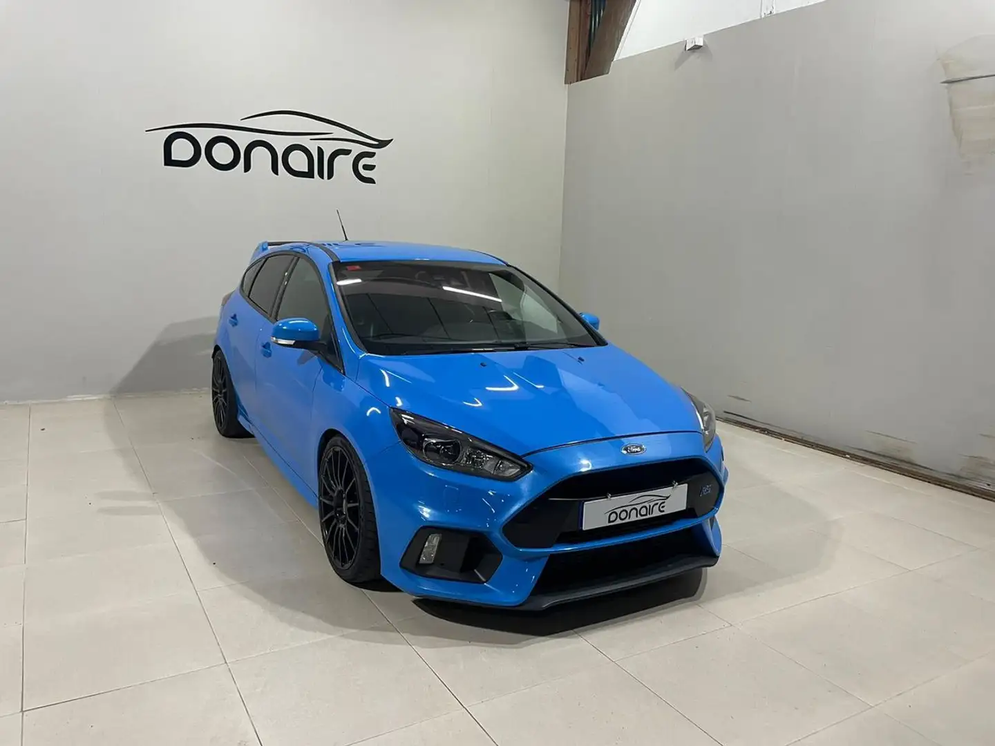 Ford Focus RS Blauw - 1