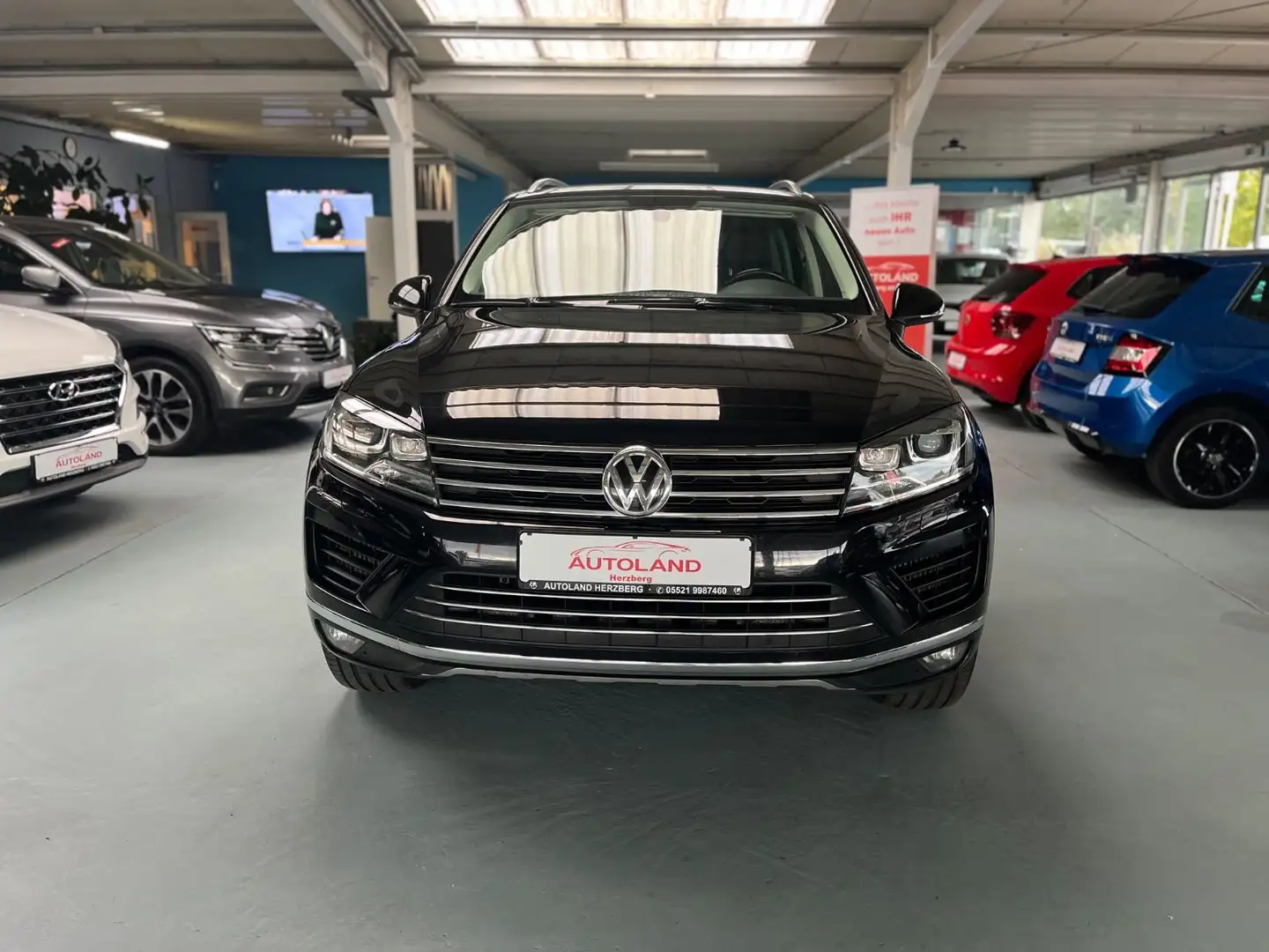 Volkswagen Touareg 3.0 TDI V6 Exclusive 4Motion Standh. AHK Noir - 2