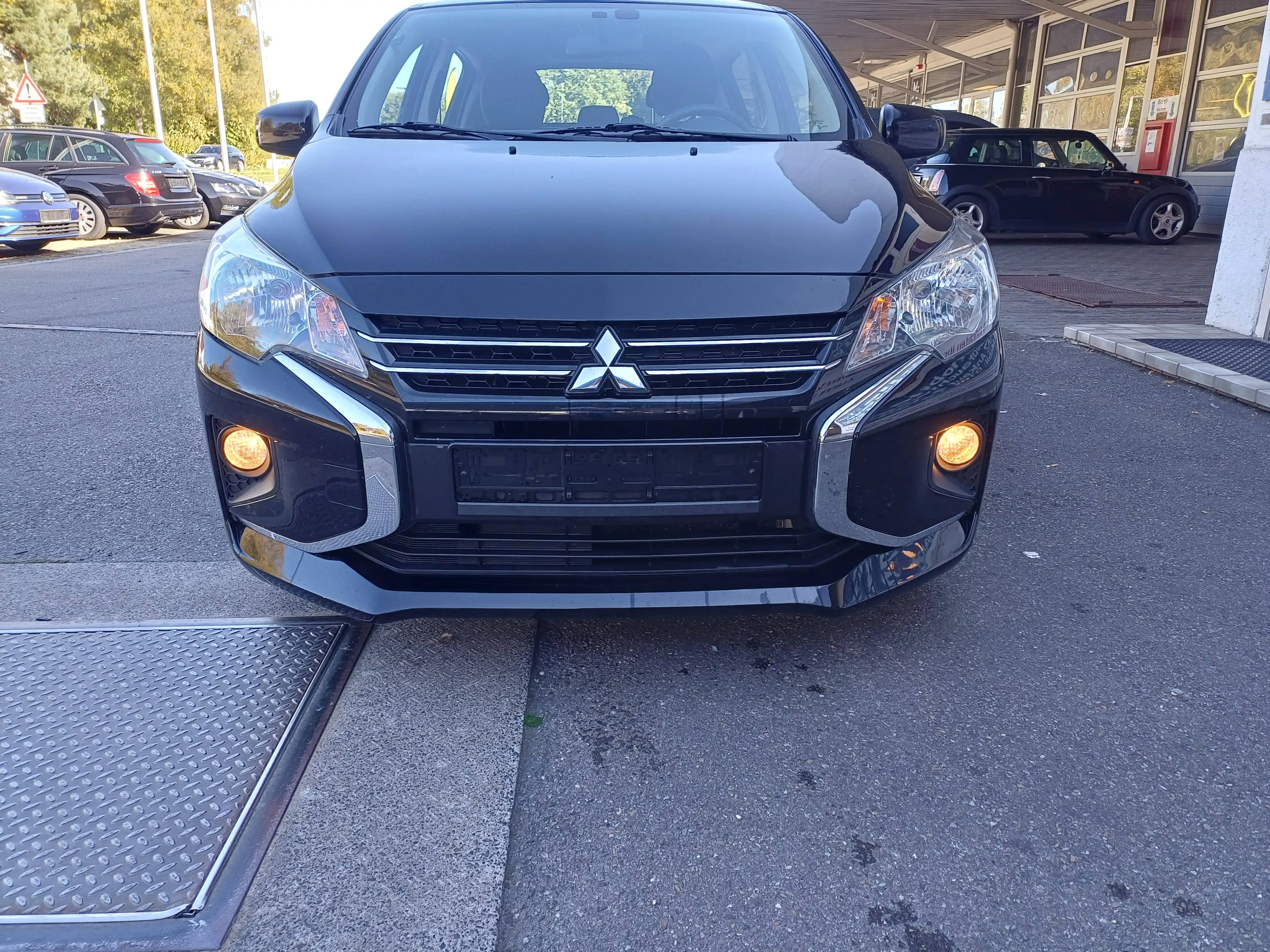 Mitsubishi Space Star Select — photo 2