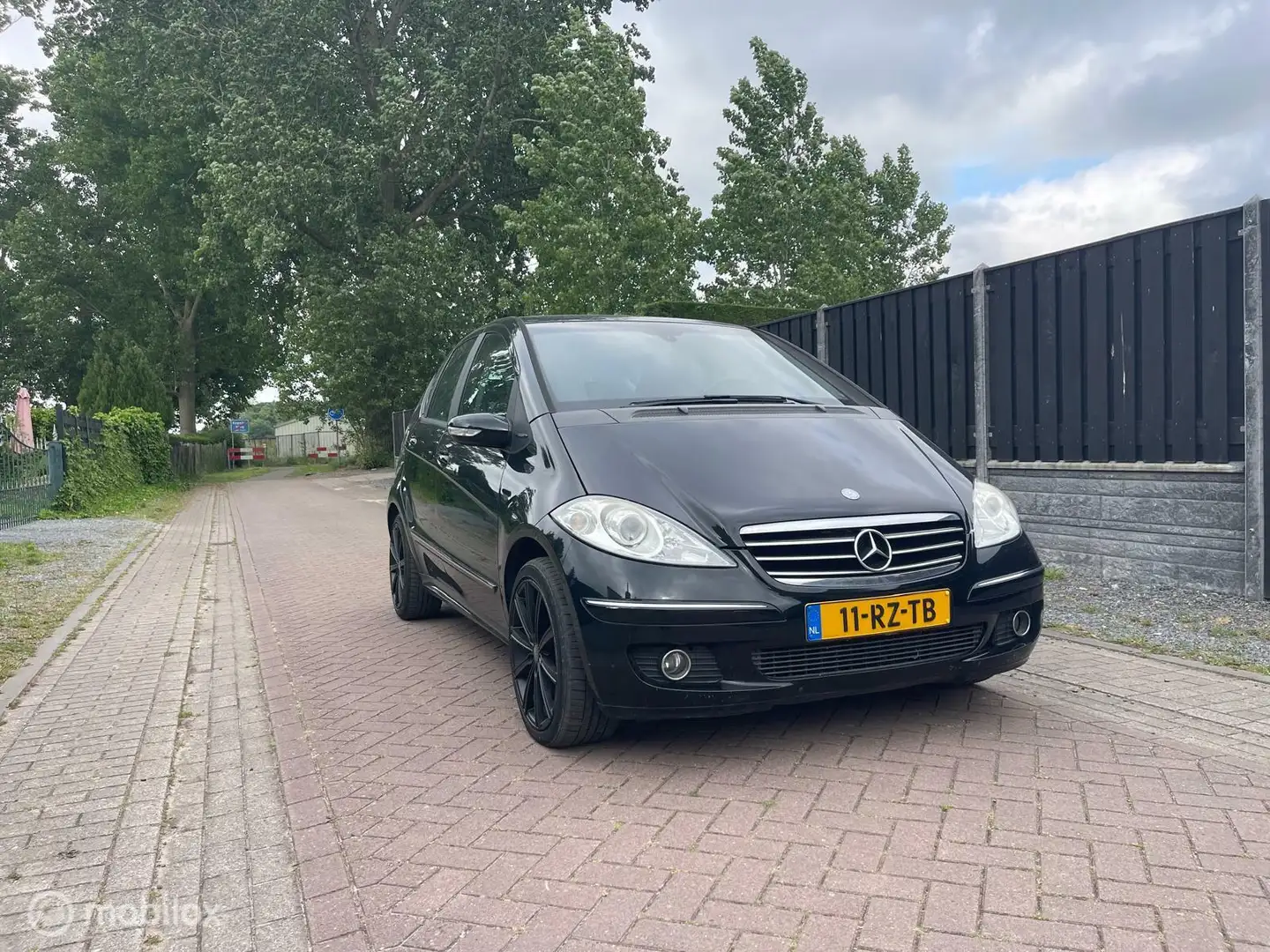 Mercedes-Benz A 150 Avantgarde Noir - 1