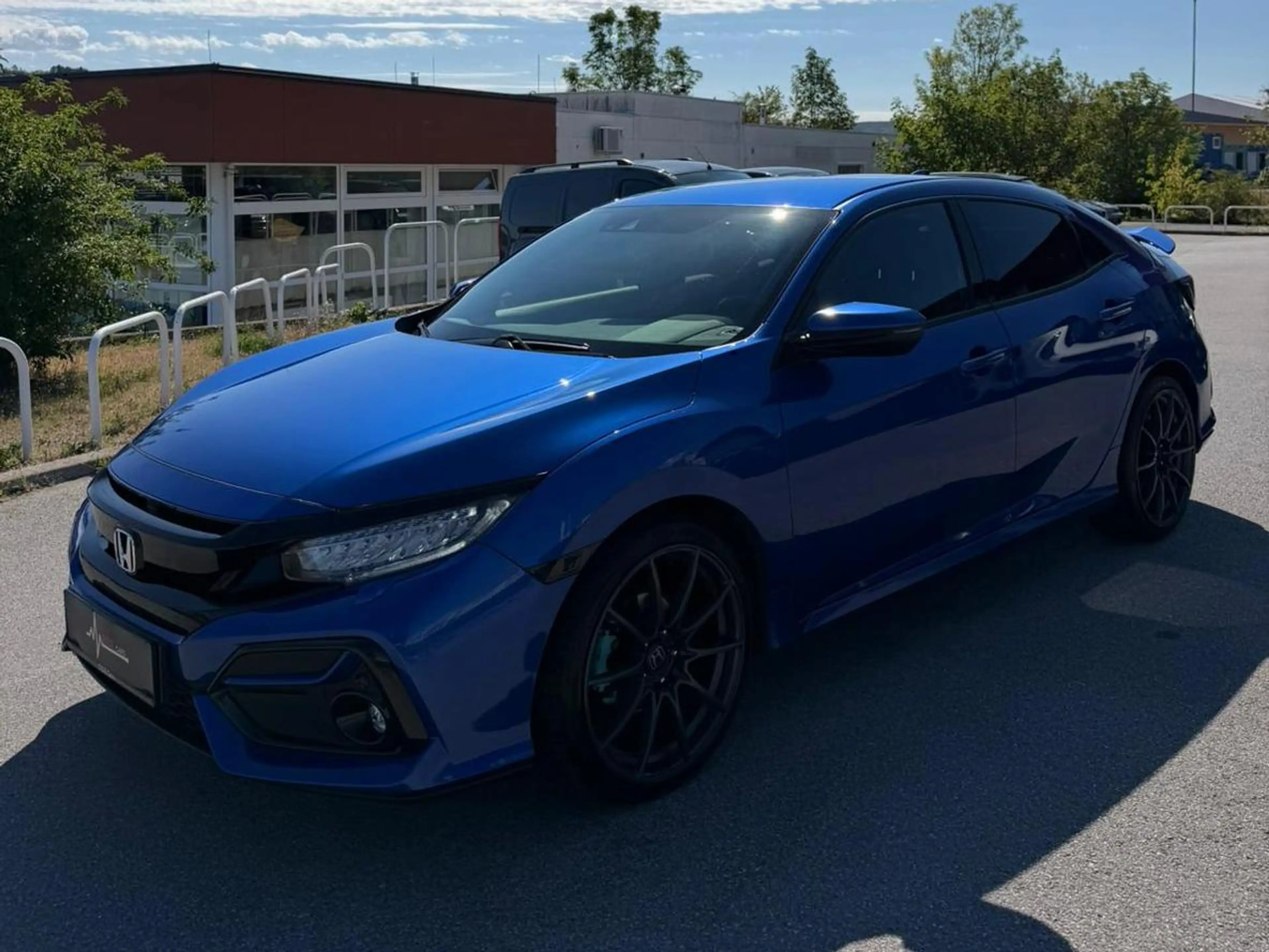 Honda Civic 1.0 VTEC Elegance — photo 4