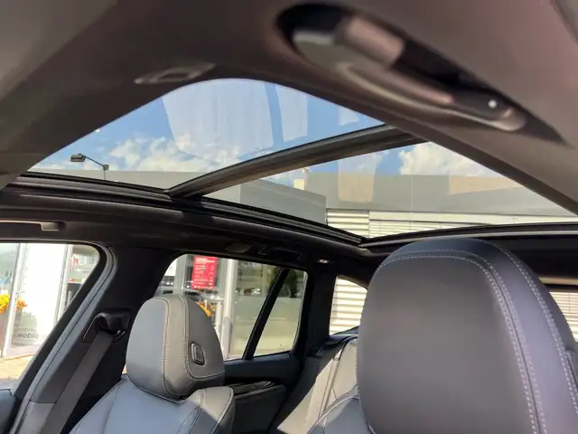 BMW X3 view 14