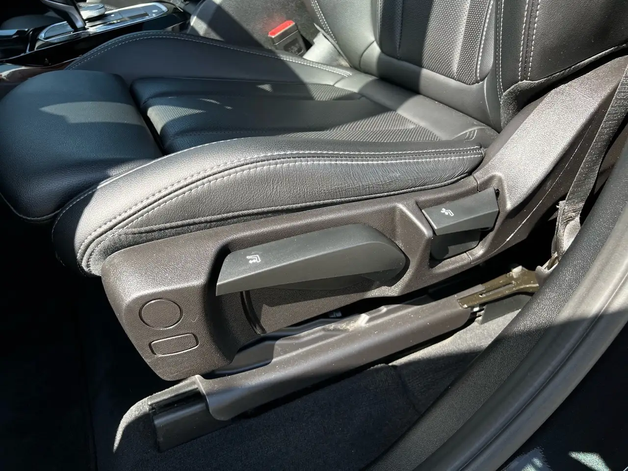 BMW X3 xDrive30e AHK Pano LED WLAN Shz, миниатюра 17