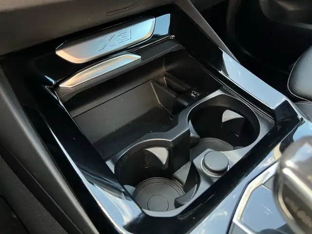 BMW X3 view 20