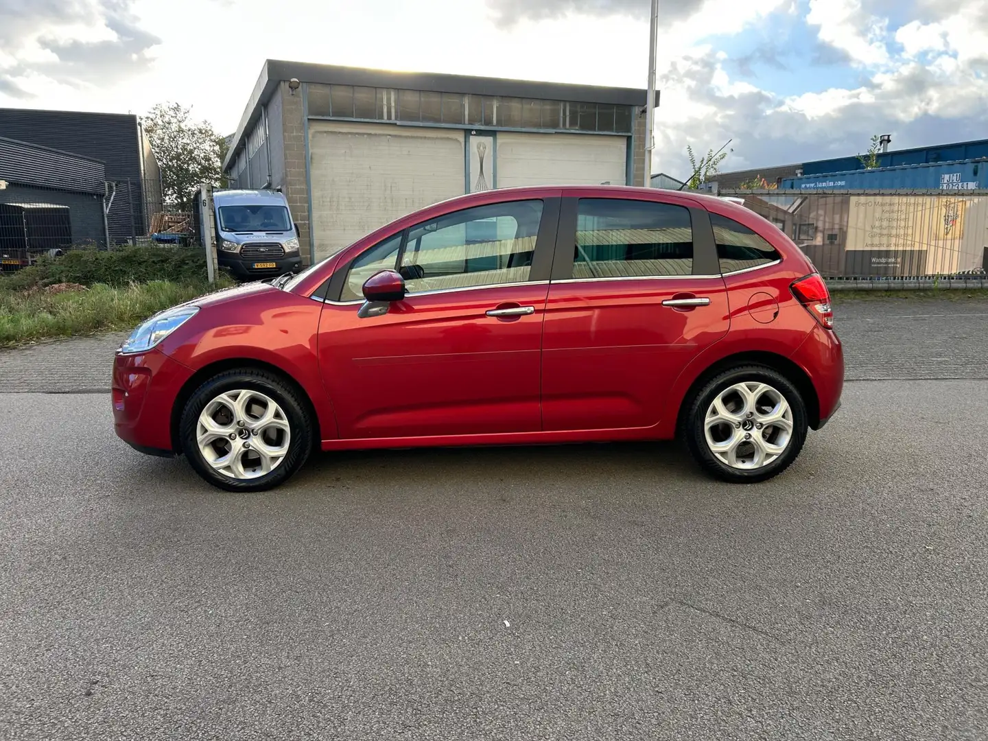 Citroen C3 1.6 VTi Exclusive Panorama/Navigatie/Bluetooth/Tre Rood - 2