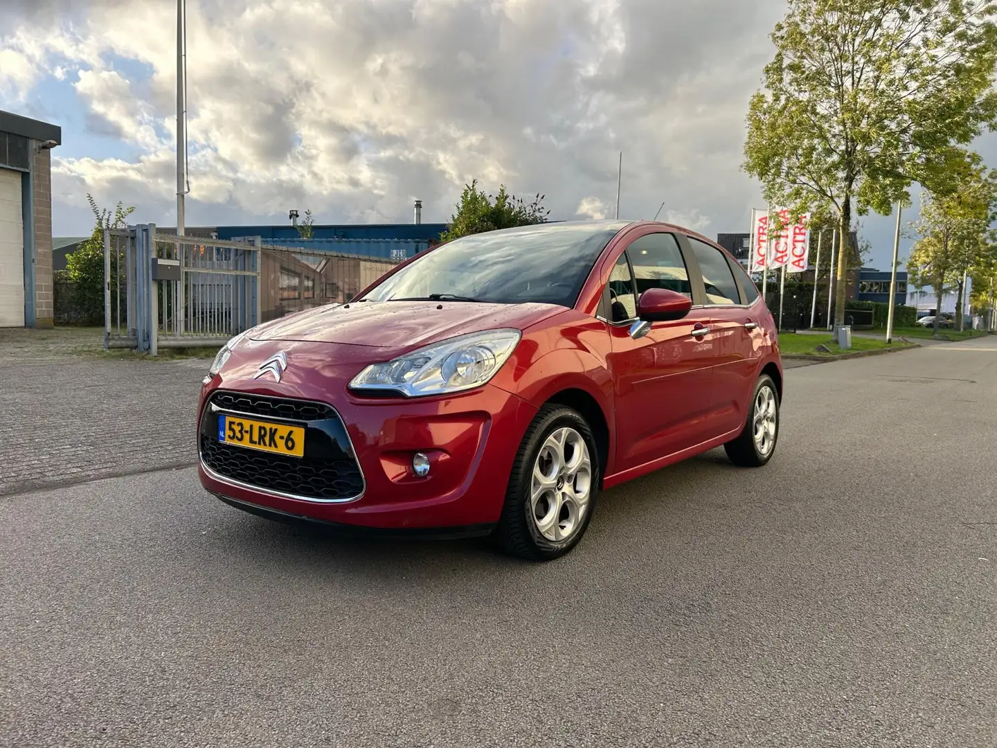 Citroen C3 1.6 VTi Exclusive Panorama/Navigatie/Bluetooth/Tre Rood - 1