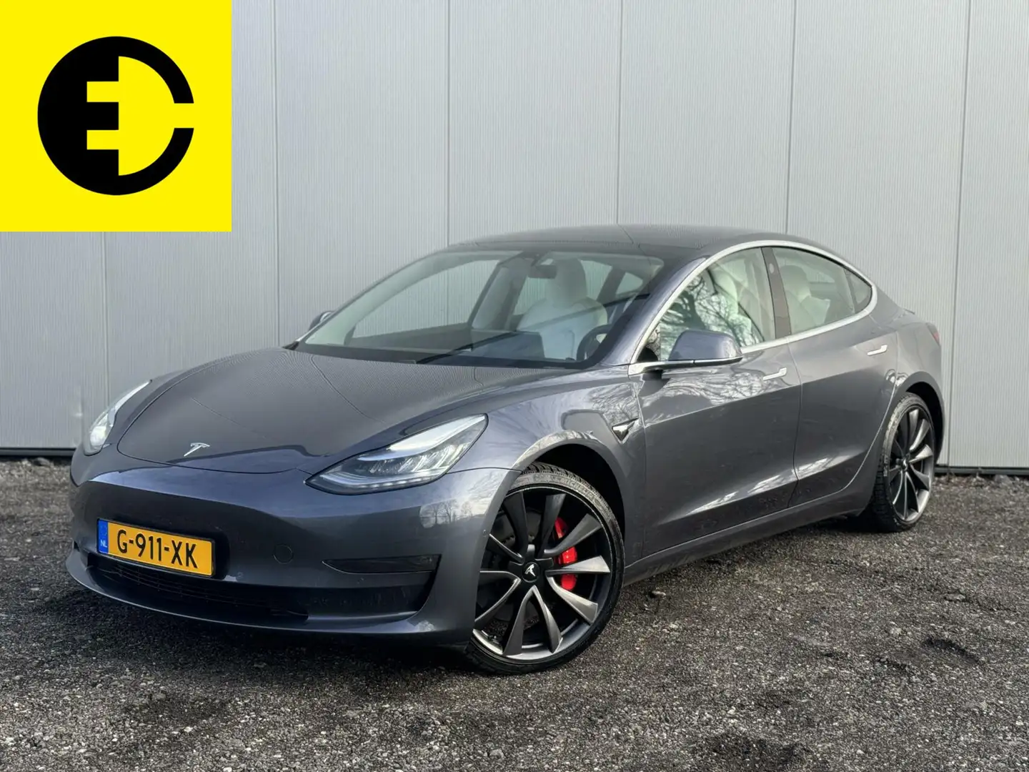 Tesla Model 3 Performance | AutoPilot | 4% bijt| Incl. BTW Grau - 1