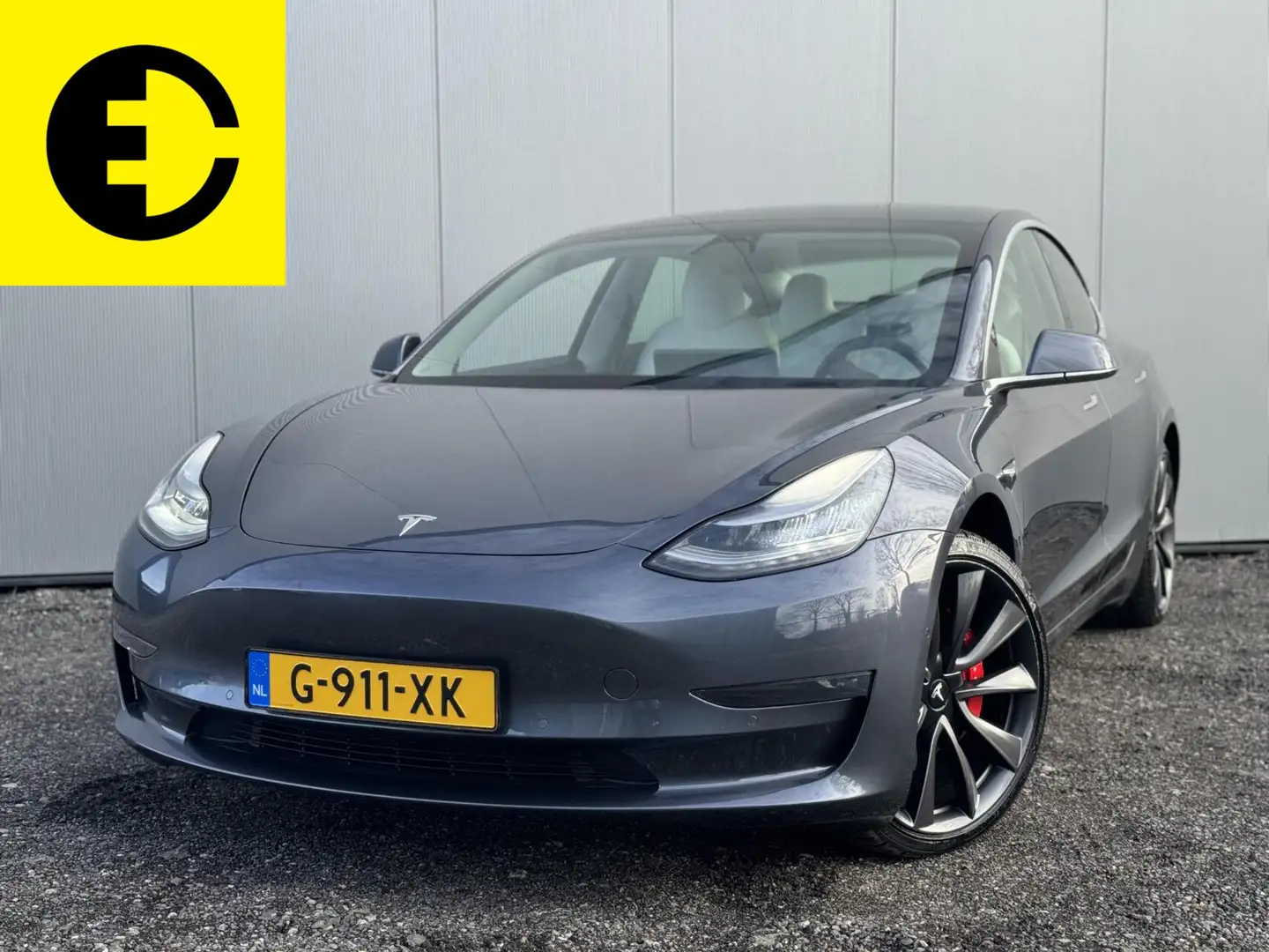 Tesla Model 3 Performance | AutoPilot | 4% bijt| Incl. BTW Grau - 2