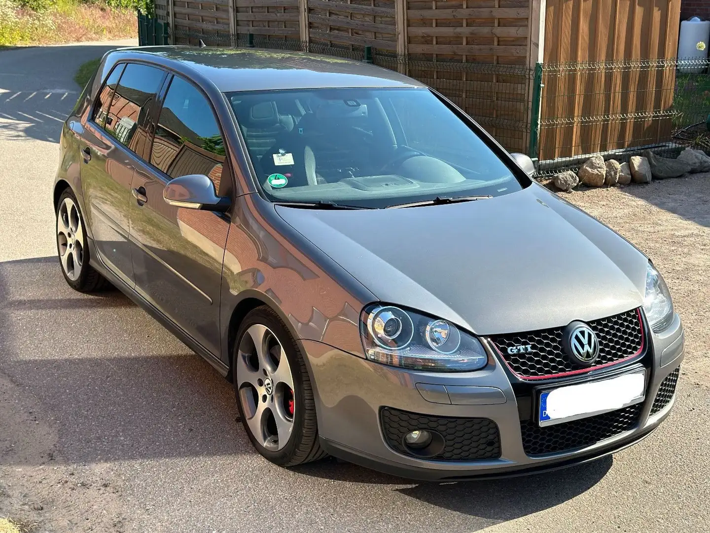 Volkswagen Golf GTI Golf V  5-Türer 2.0 DSG Gris - 2