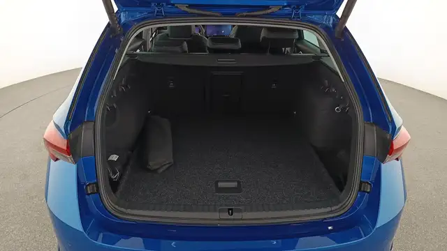Skoda Octavia view 7
