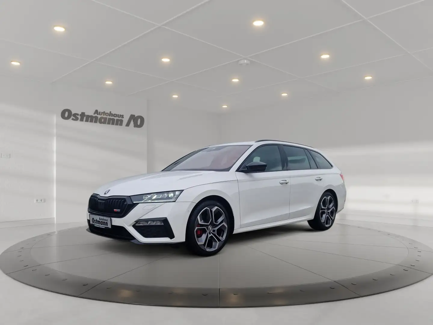 Skoda Octavia Combi RS 2.0 TDI AHK Massage Pano 4xSHZ Weiß - 1