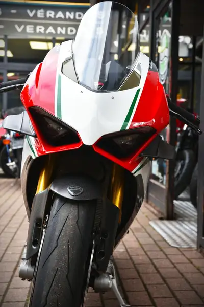 Ducati PANIGALE V4 - foto 6