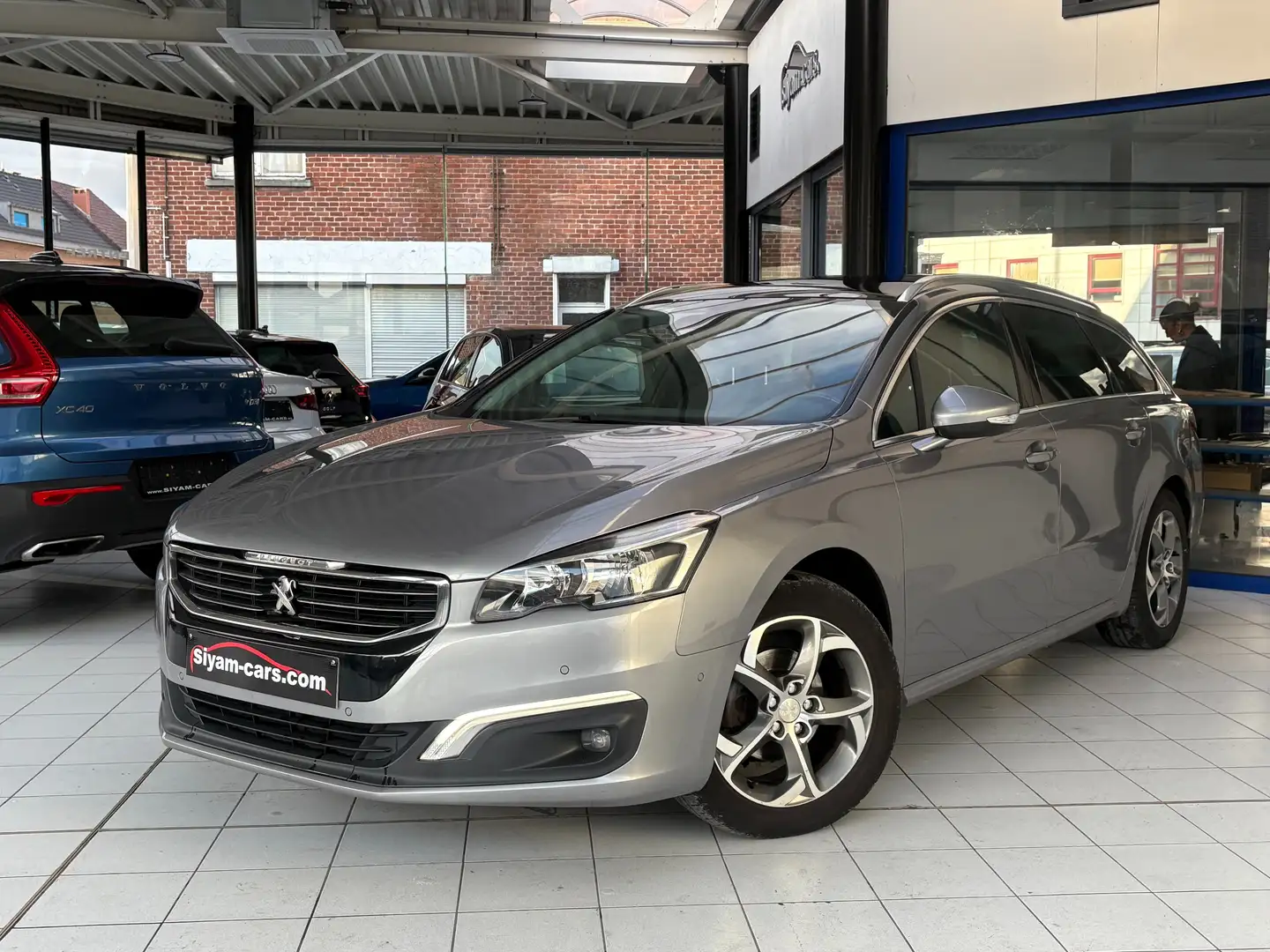 Peugeot 508 508 SW 1.6 HDi *PANO * CAMERA * PDC * CARNET* Gris - 1