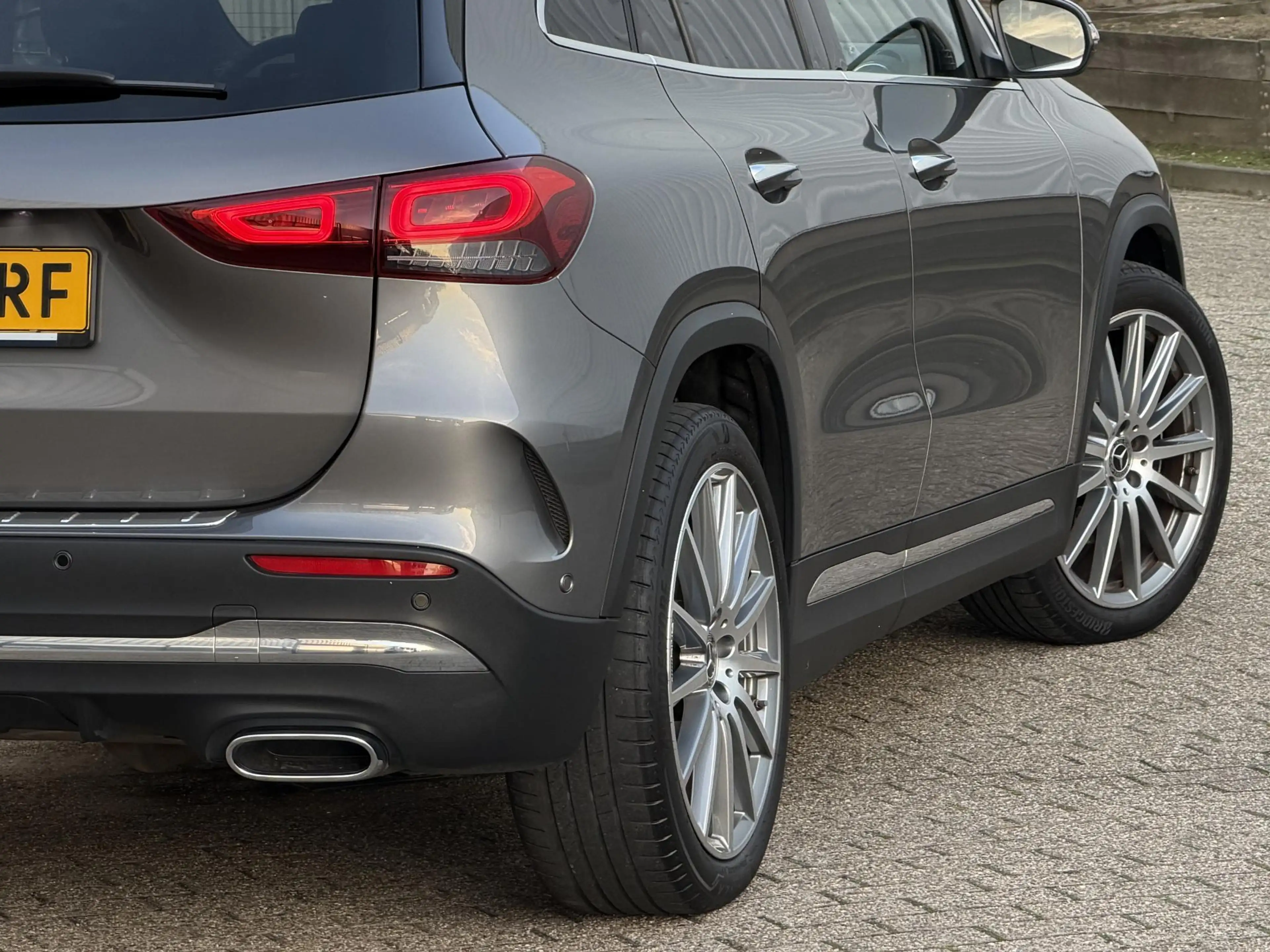 Mercedes-Benz GLA 180 AMG Line | NL-Auto/Carplay/Camera/Sfeerverlichting — photo 30