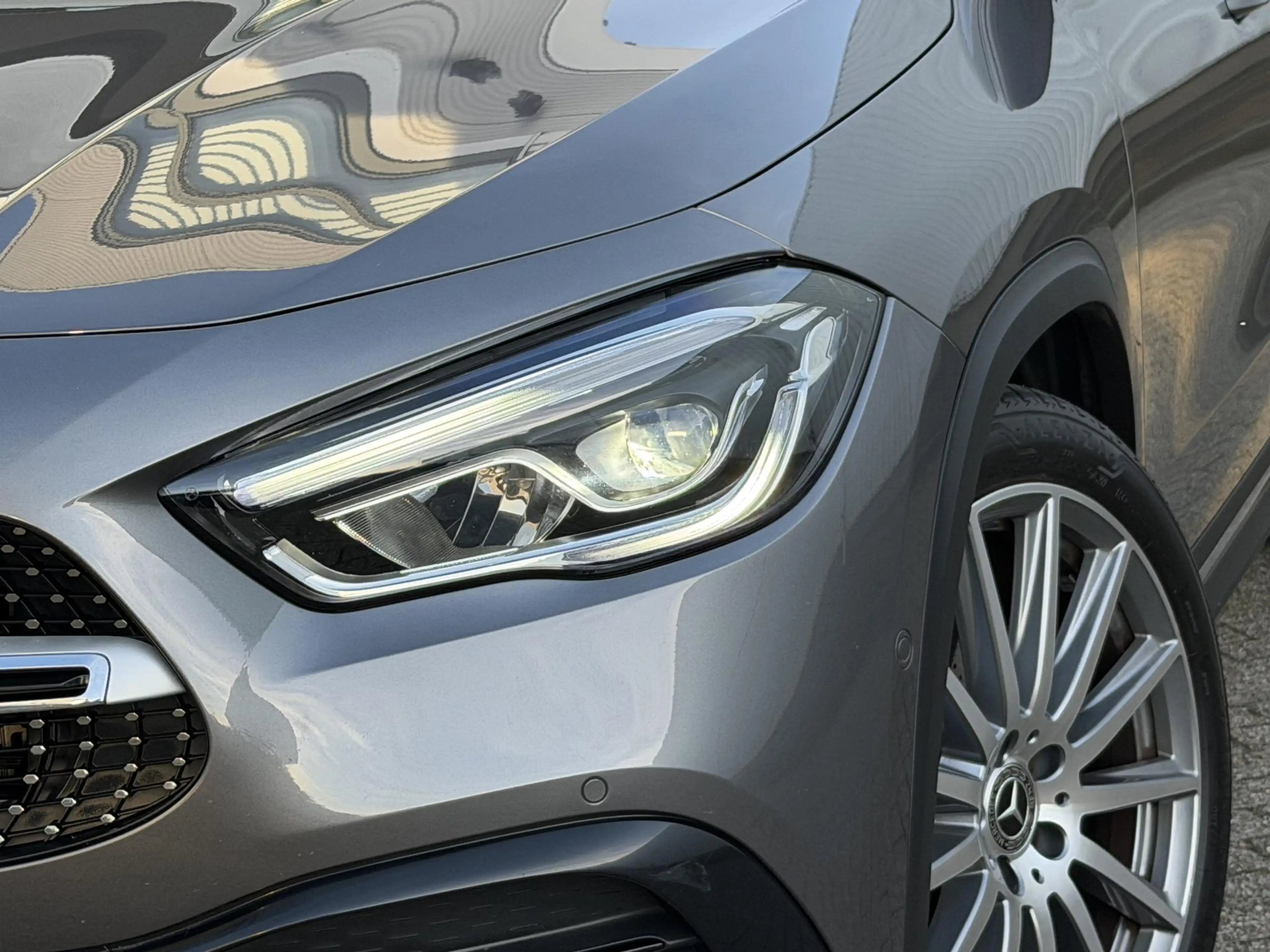 Mercedes-Benz GLA 180 AMG Line | NL-Auto/Carplay/Camera/Sfeerverlichting — photo 11