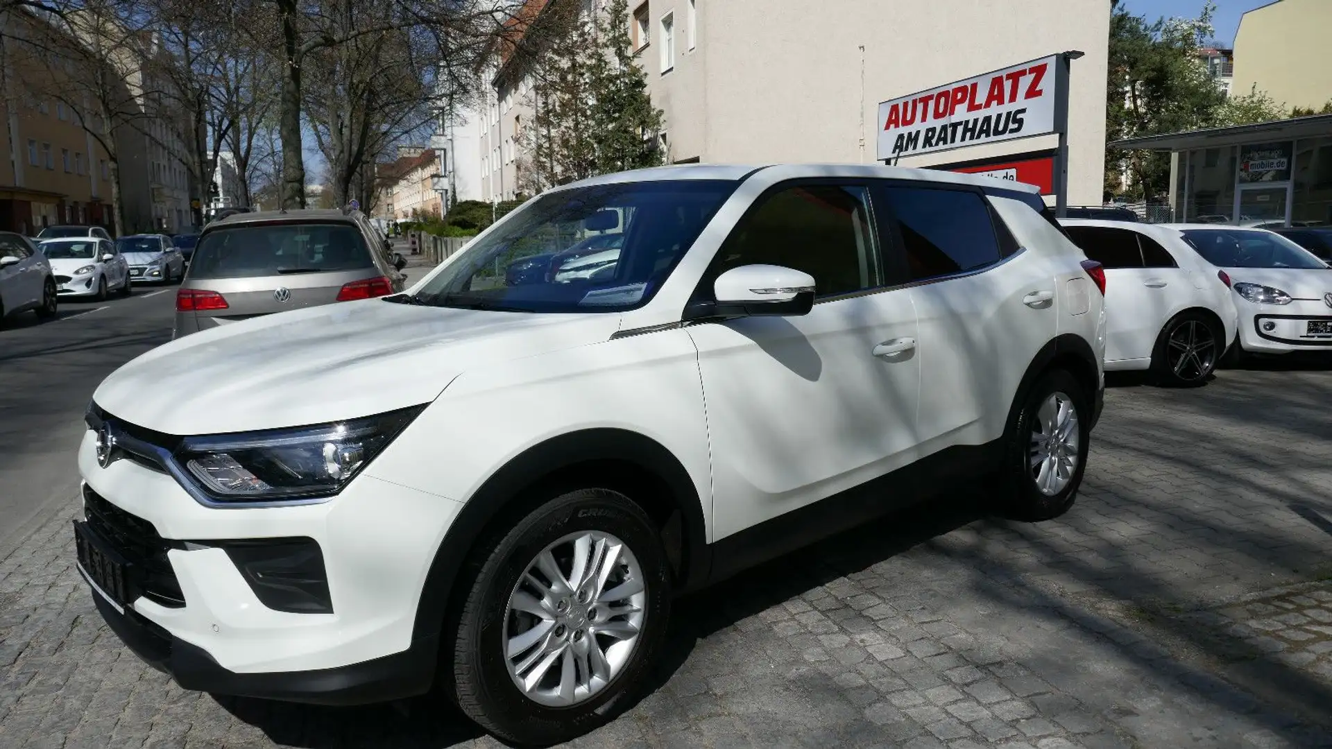 SsangYong Korando 1.5 T-GDI Benzin Amber 2WD Weiß - 1