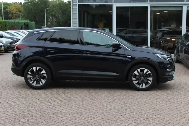 Opel Grandland X view 5