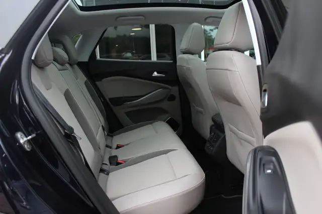 Opel Grandland X view 12