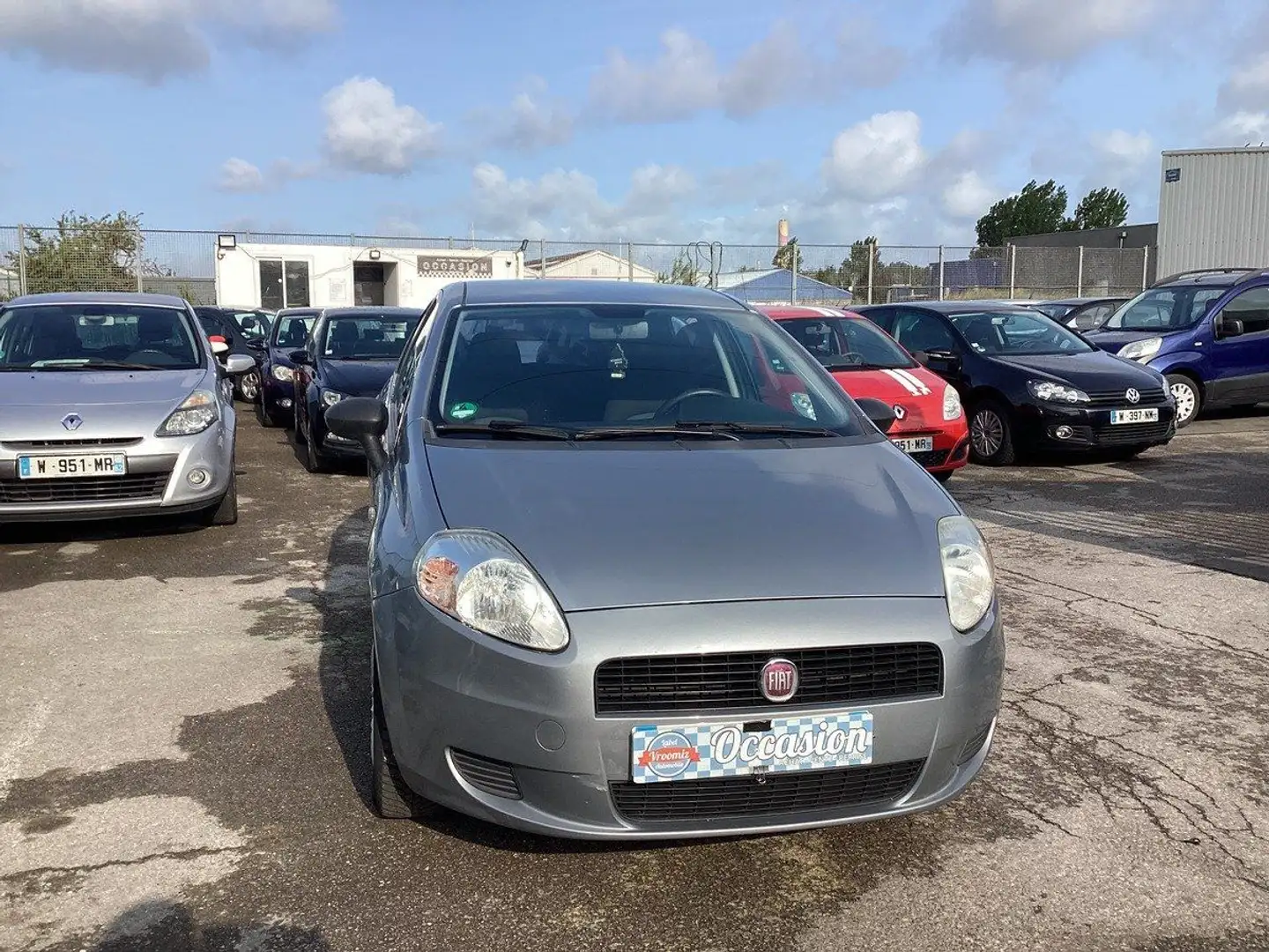 Fiat Grande Punto 1.2 Basis Plateado - 2
