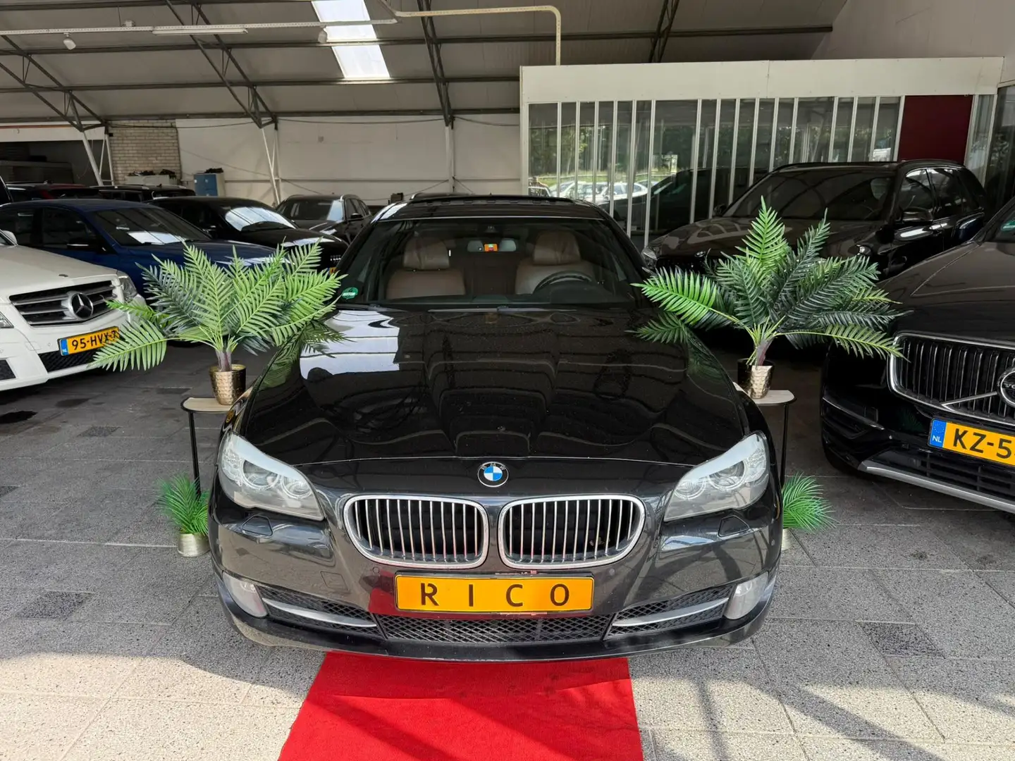 BMW 520 5-serie 520d AUT HIGH EXECUTIVE OPEN ROOF FULL! 20 Zwart - 1